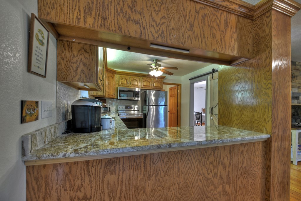 125 Pine View Lane