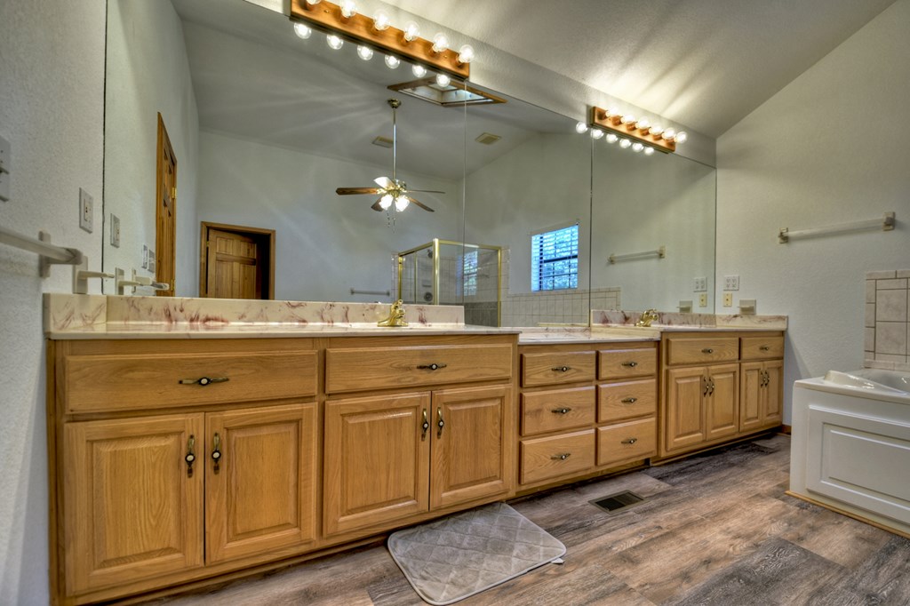 125 Pine View Lane