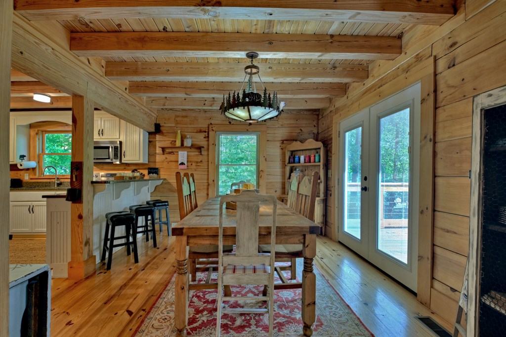 18 Mallard Lane