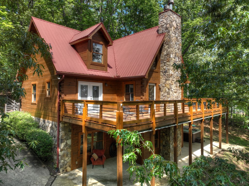 18 Mallard Lane