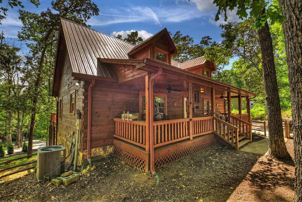 18 Mallard Lane