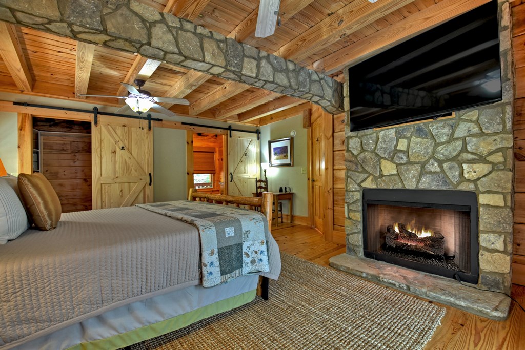18 Mallard Lane