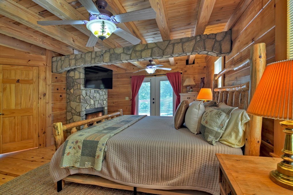 18 Mallard Lane