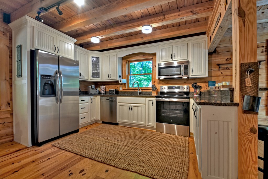 18 Mallard Lane