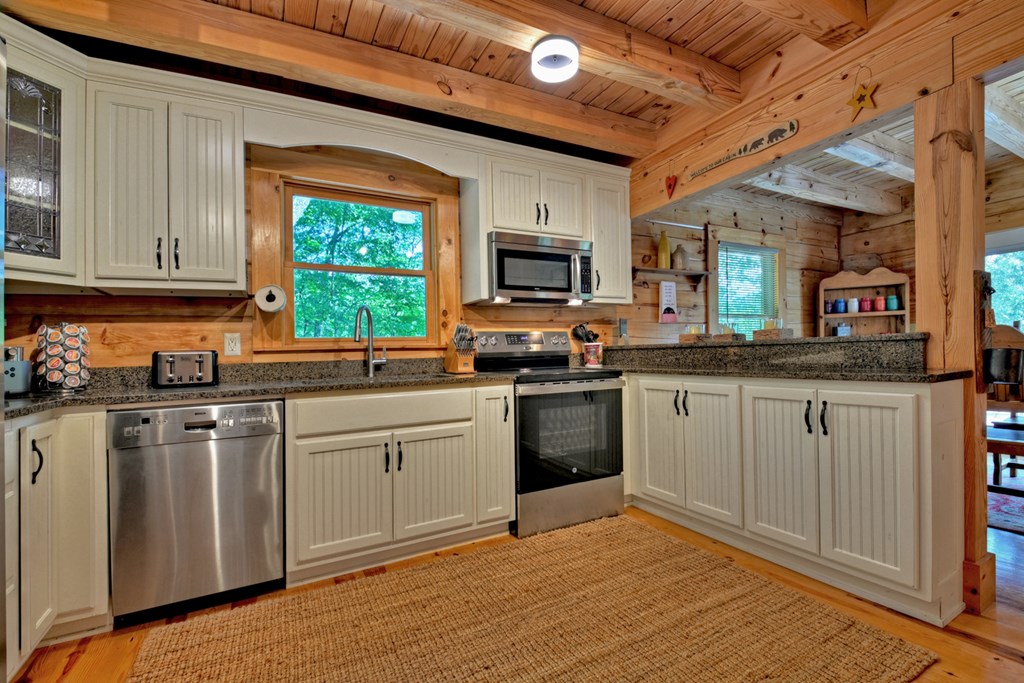18 Mallard Lane