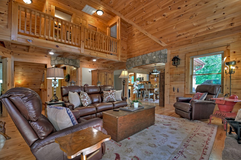 18 Mallard Lane