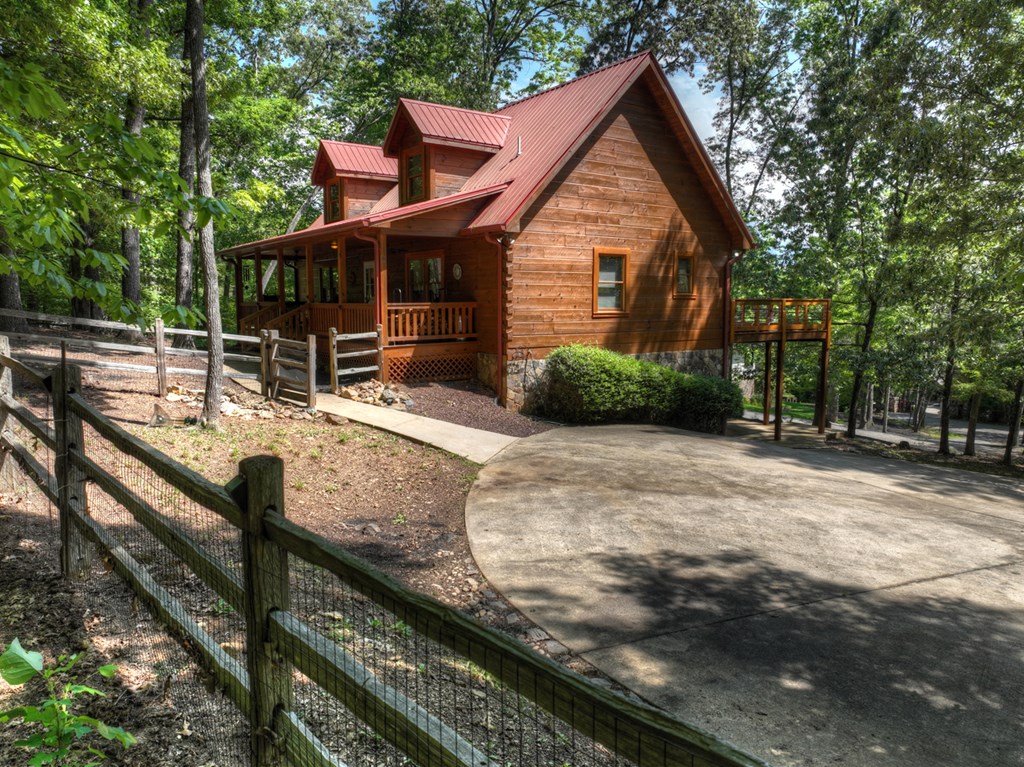18 Mallard Lane