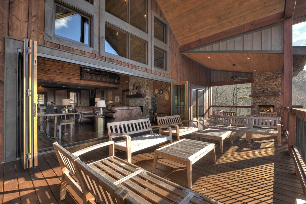 330 Serenity Ridge Lane