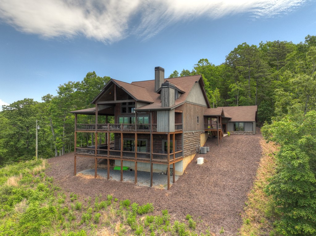 330 Serenity Ridge Lane