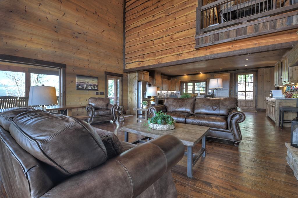 330 Serenity Ridge Lane