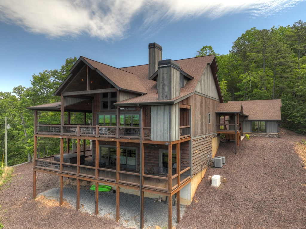 330 Serenity Ridge Lane