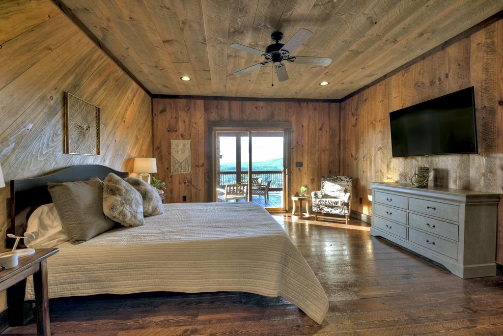 330 Serenity Ridge Lane