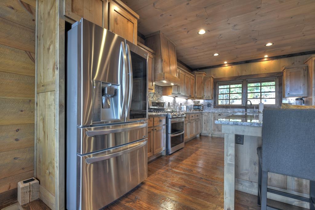 330 Serenity Ridge Lane