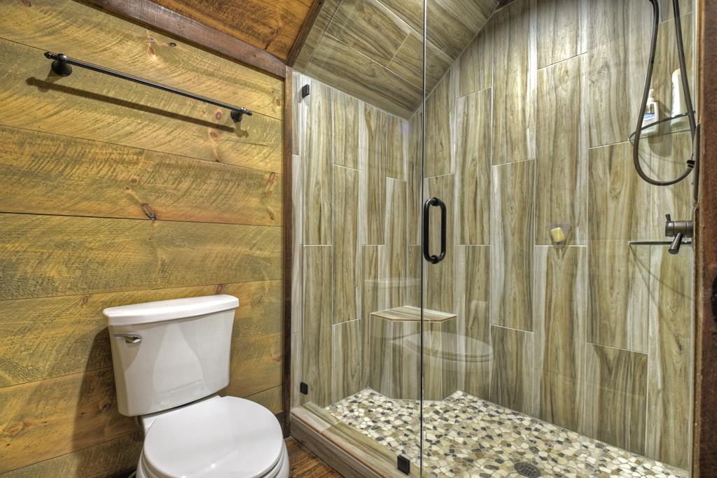 330 Serenity Ridge Lane