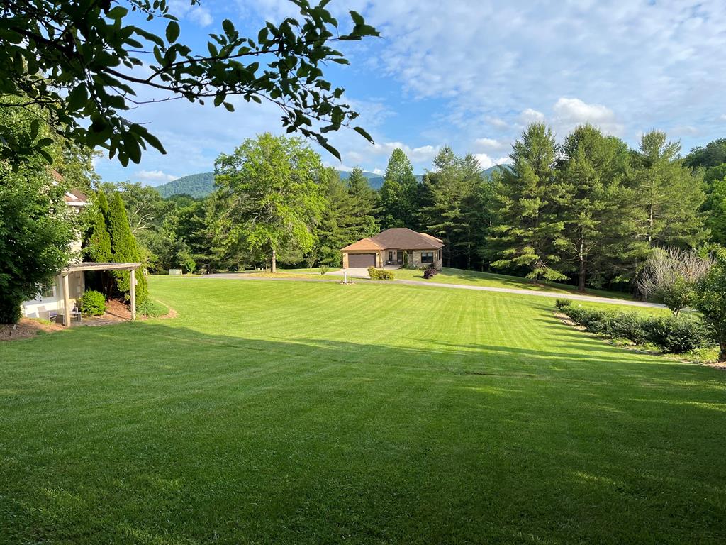174 Oak Lane