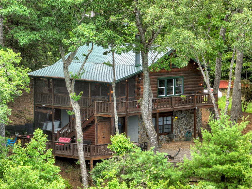 566 Mountain View Circle