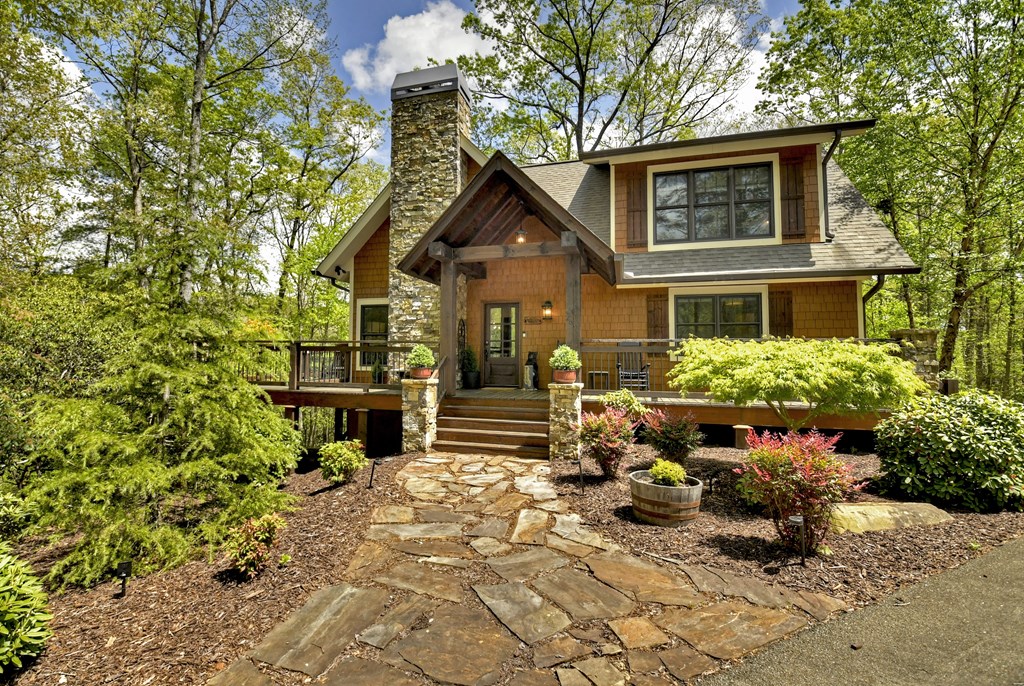 2634 Mountain Tops Road