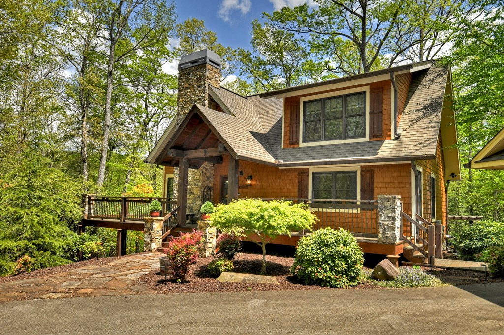 2634 Mountain Tops Road
