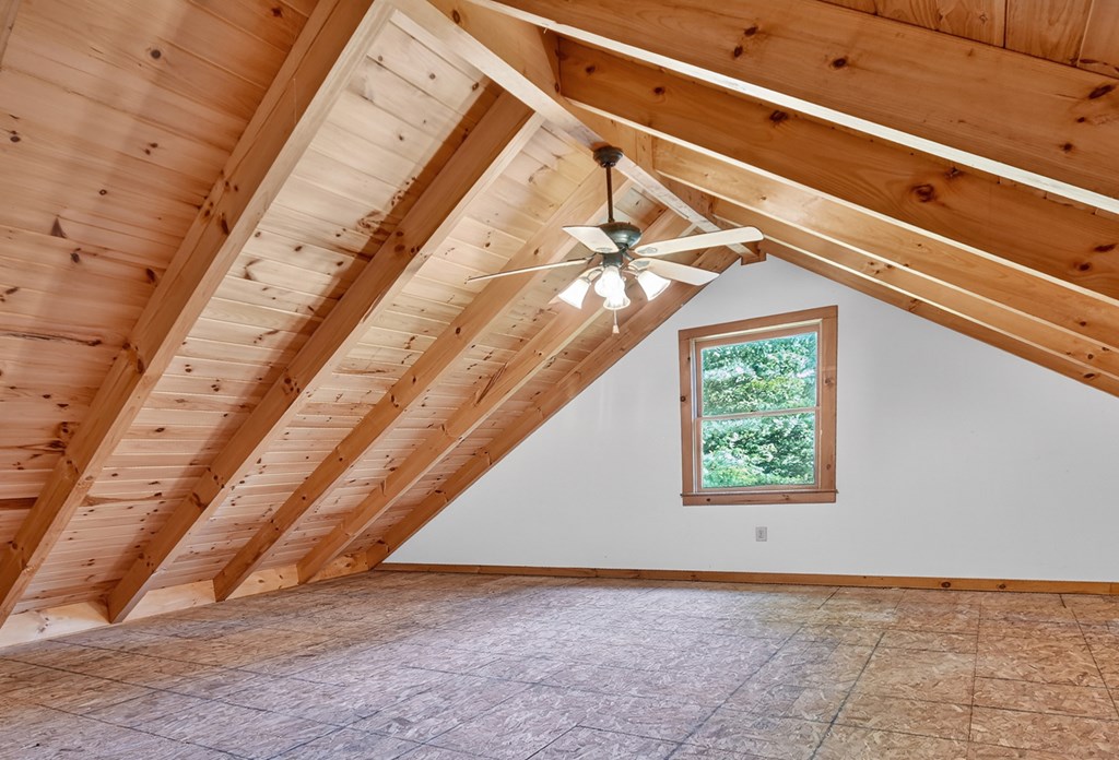 45 Wolf Creek Mountain Road