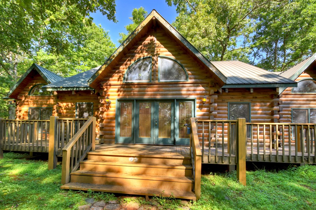 45 Wolf Creek Mountain Road