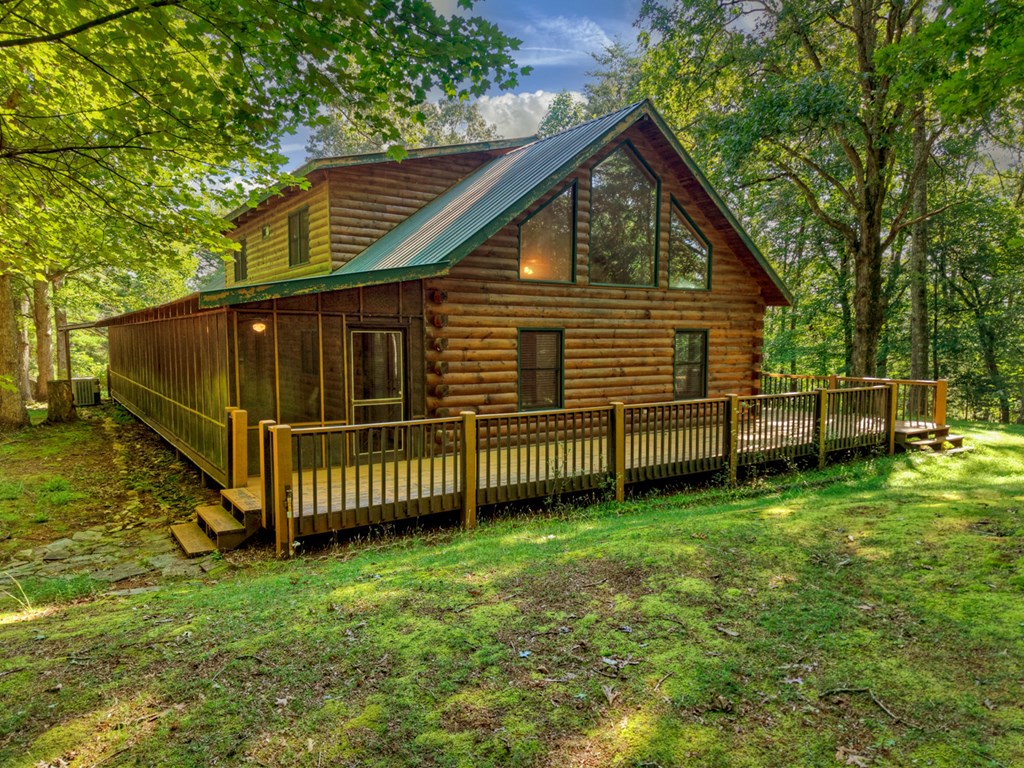 45 Wolf Creek Mountain Road