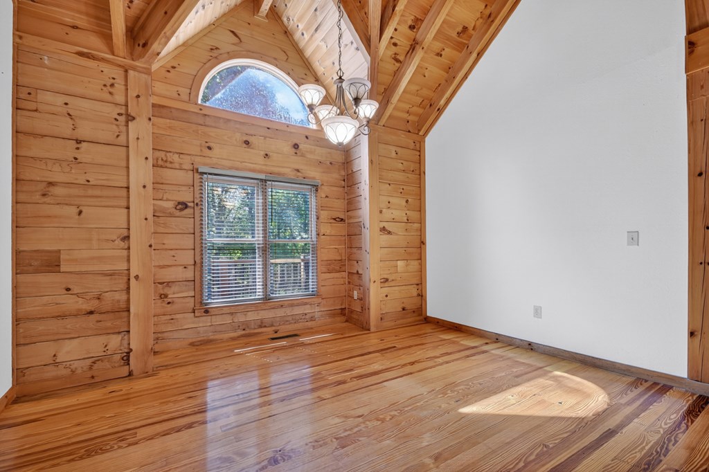 45 Wolf Creek Mountain Road