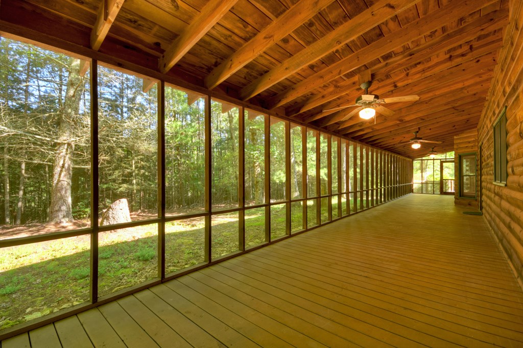 45 Wolf Creek Mountain Road