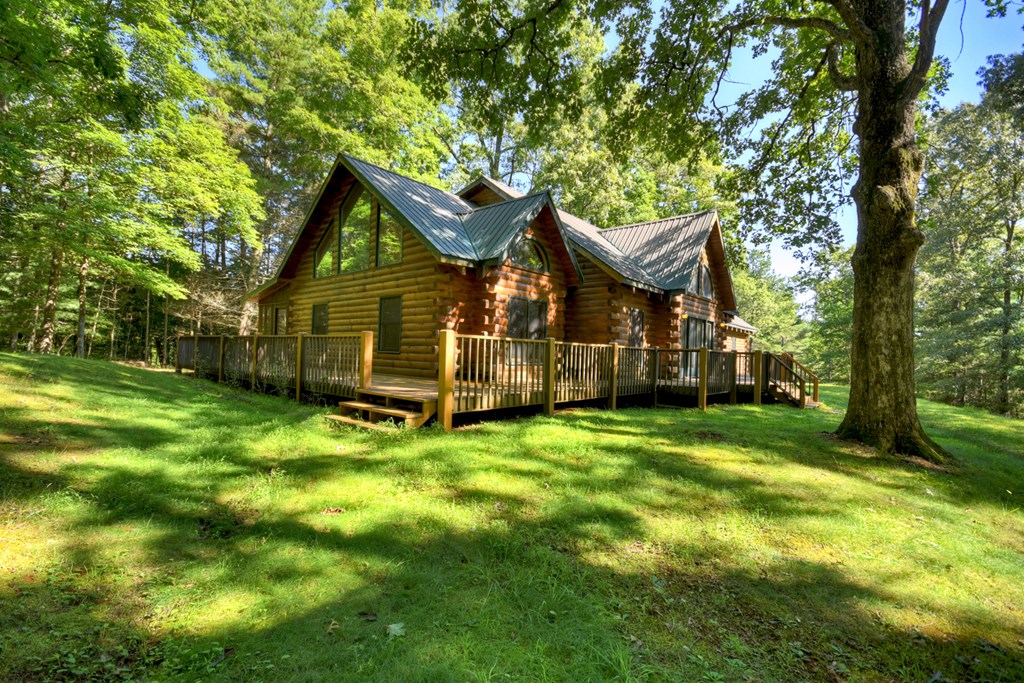 45 Wolf Creek Mountain Road