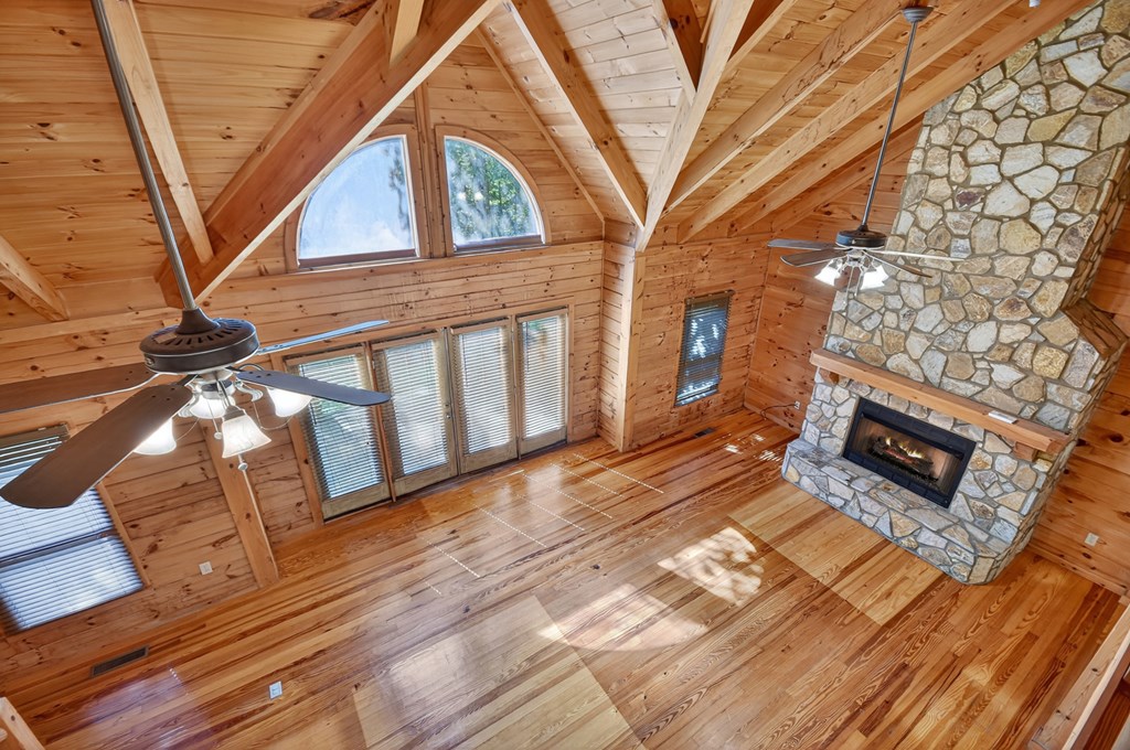 45 Wolf Creek Mountain Road