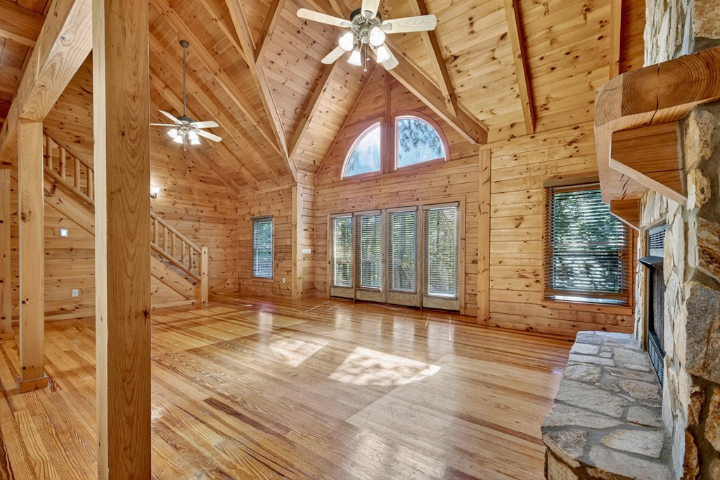 45 Wolf Creek Mountain Road