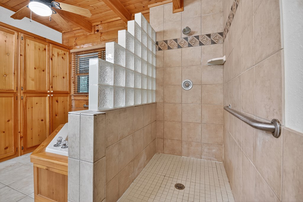 45 Wolf Creek Mountain Road