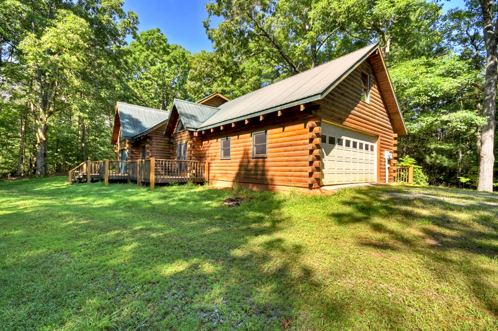45 Wolf Creek Mountain Road