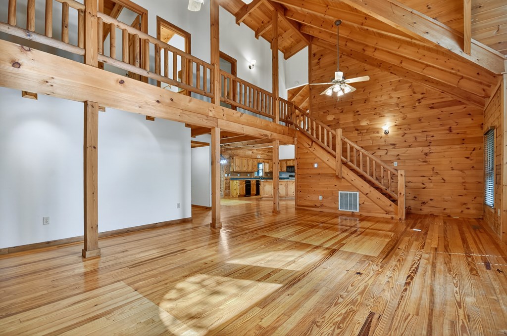 45 Wolf Creek Mountain Road