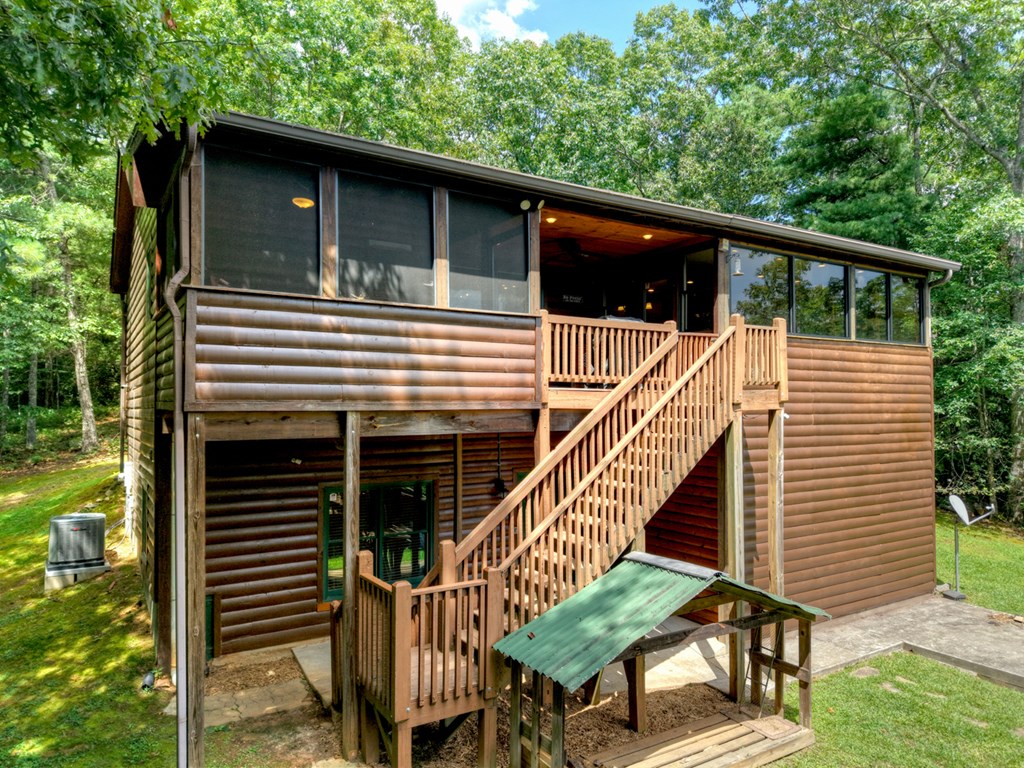 852 Miners Mountain Road