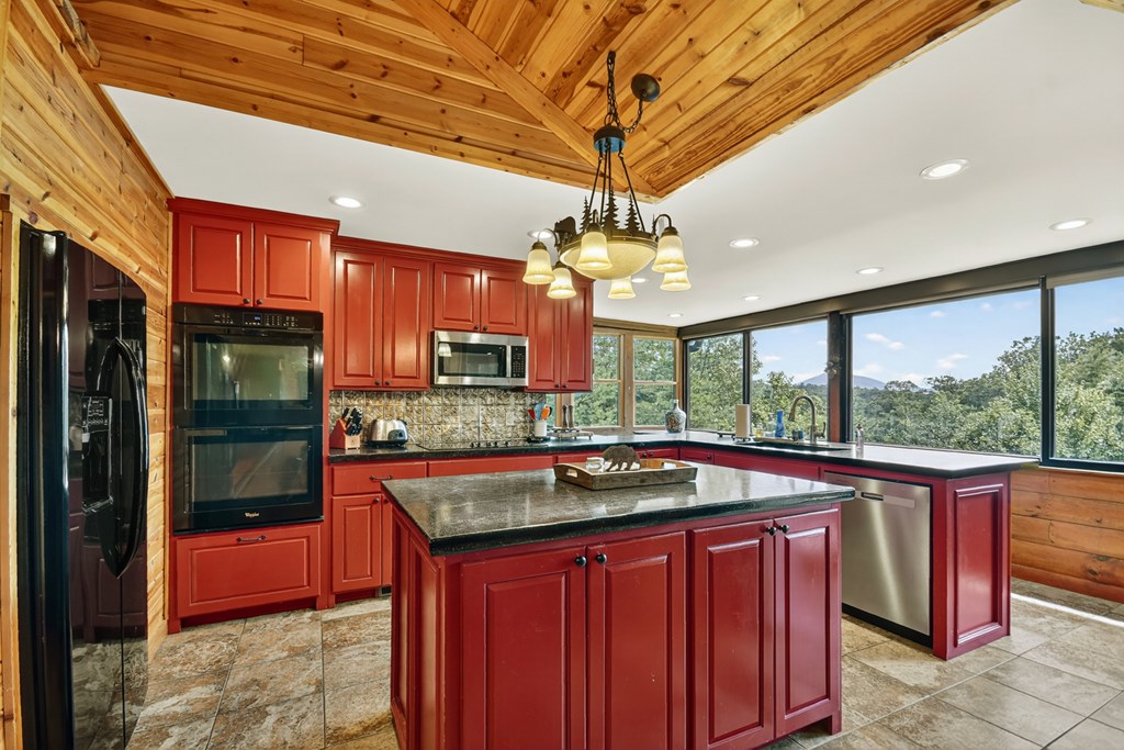 852 Miners Mountain Road