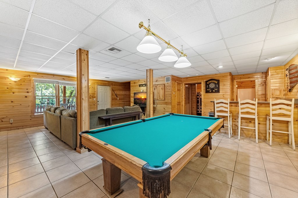 221 Muller Lane