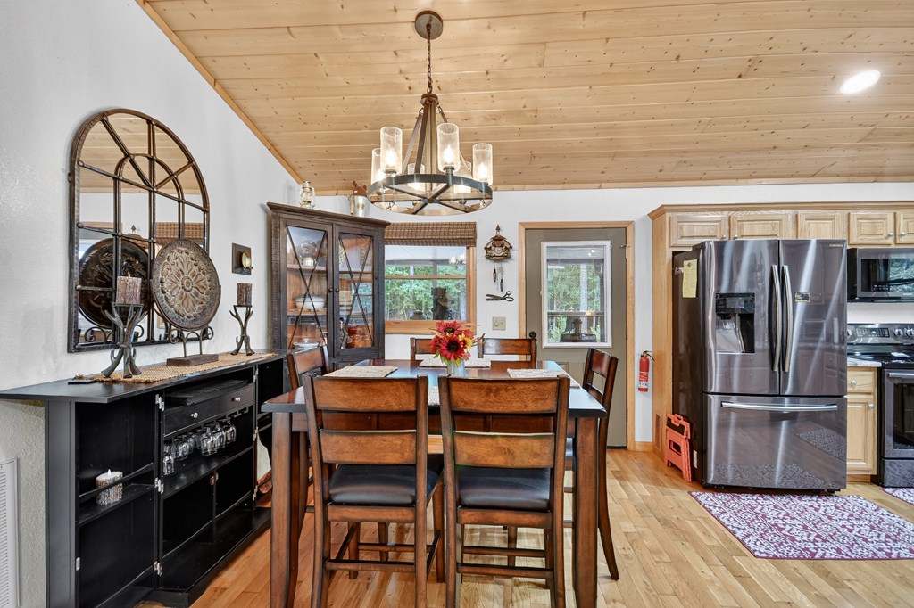 1044 Boulder Creek Road