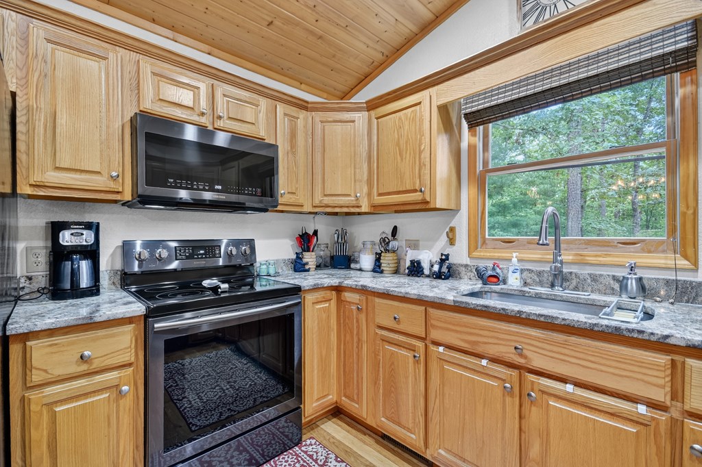 1044 Boulder Creek Road
