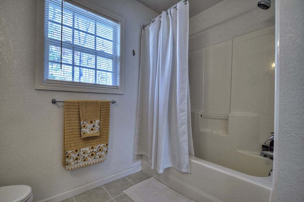 163 Teboe Drive