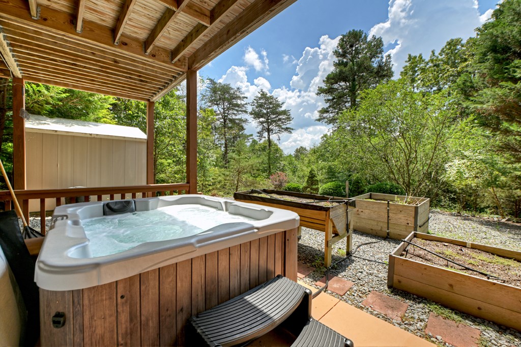 120 Foxfire Road