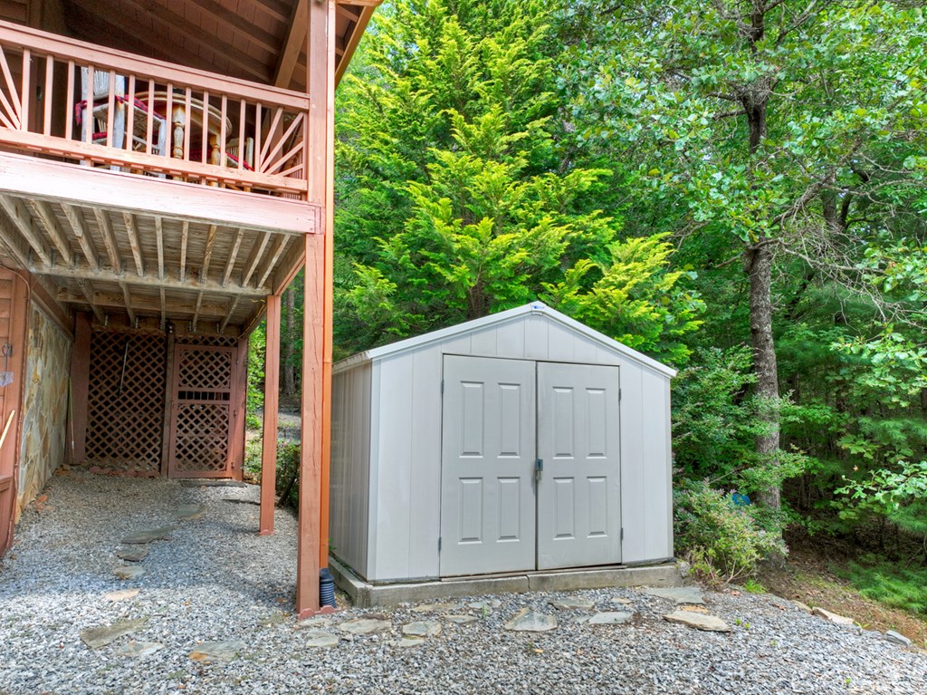 120 Foxfire Road