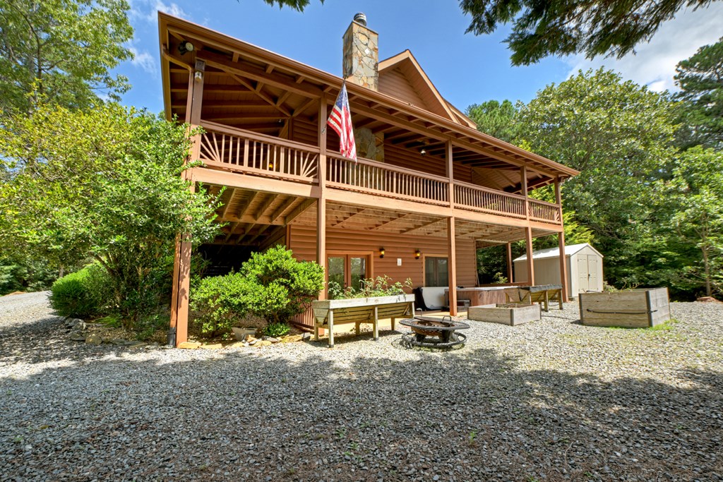 120 Foxfire Road