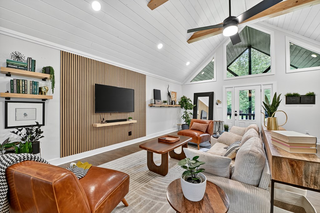 275 Autumn Ridge Drive