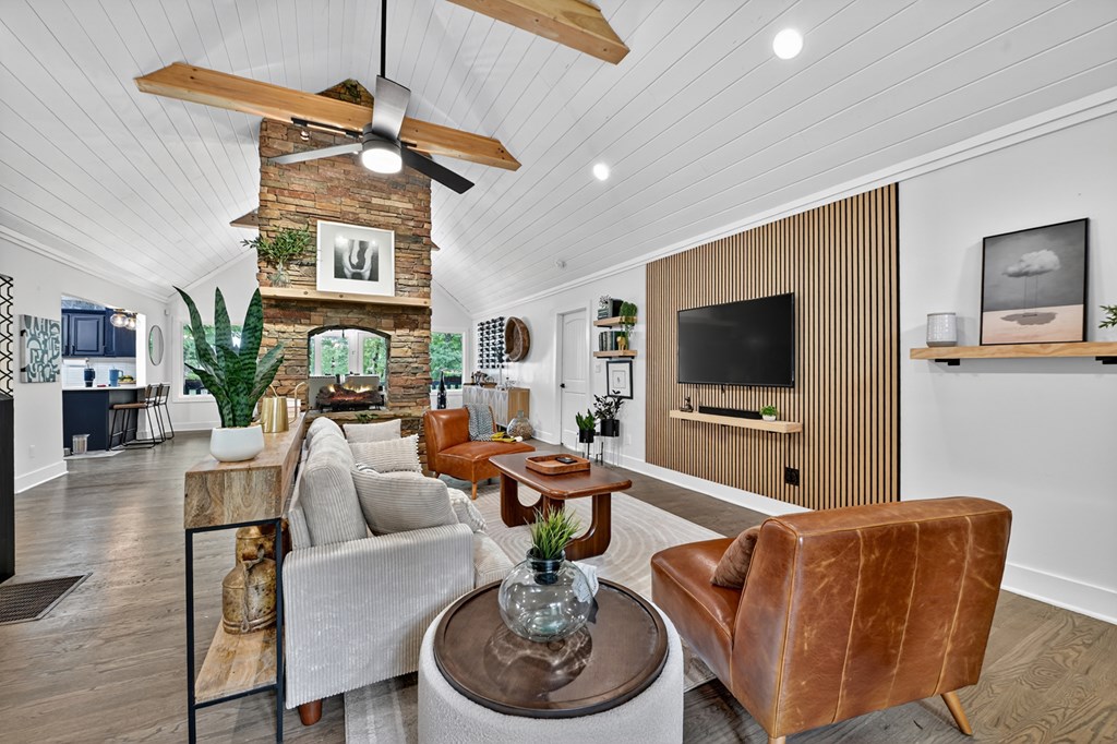 275 Autumn Ridge Drive