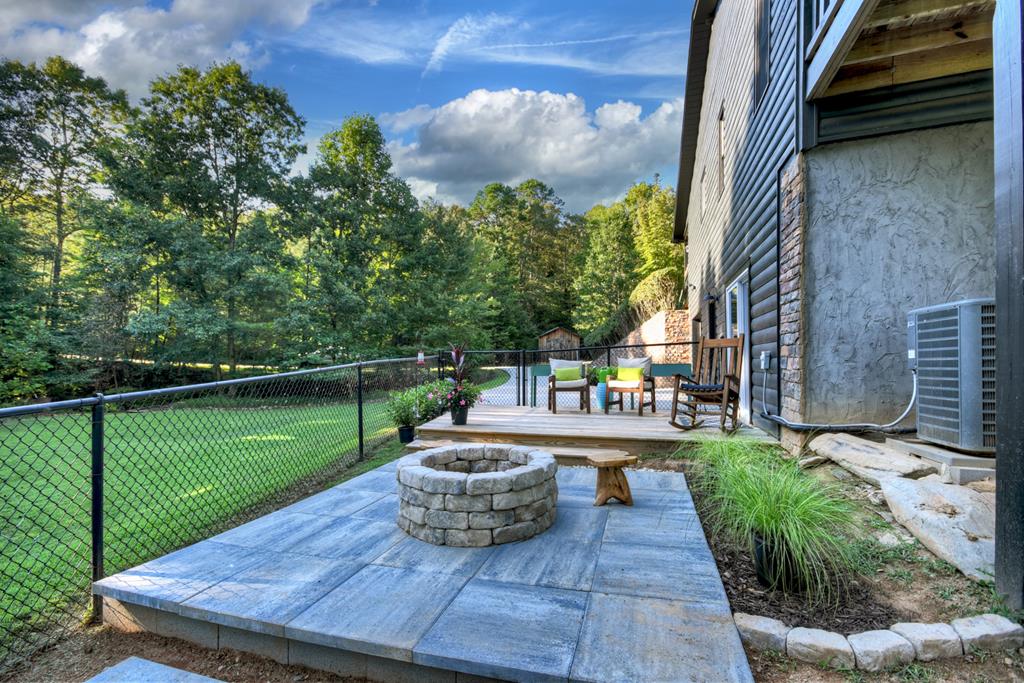 275 Autumn Ridge Drive