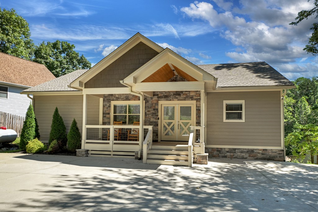 210 Twin Brook Drive