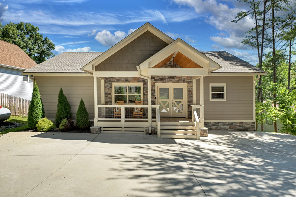 210 Twin Brook Drive