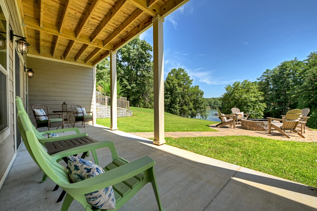 210 Twin Brook Drive