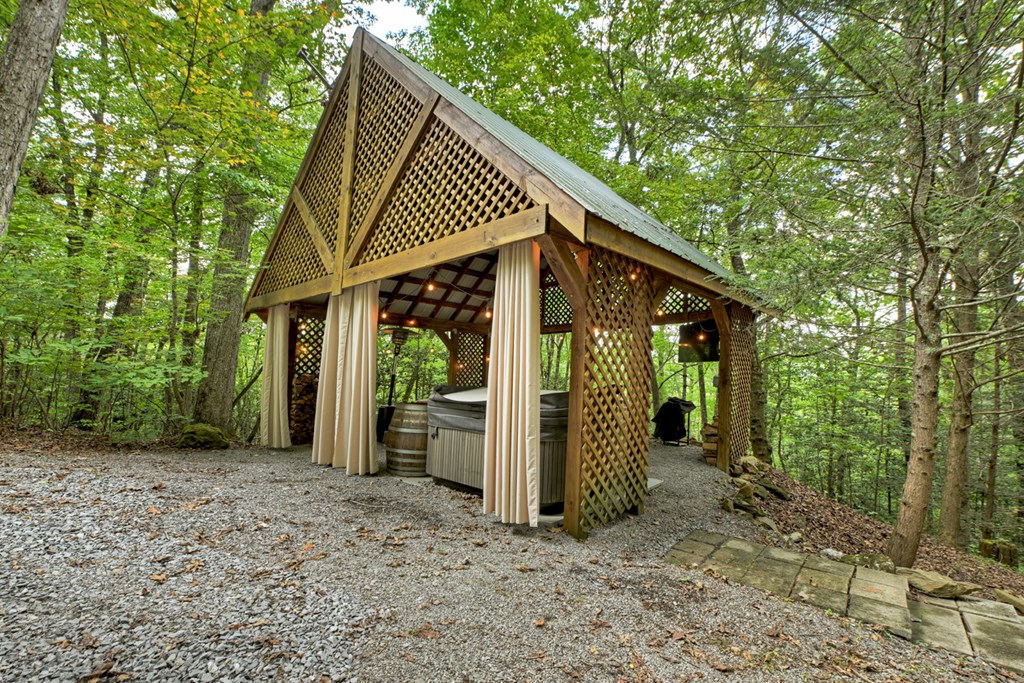 879 Millstone Mountain Lane