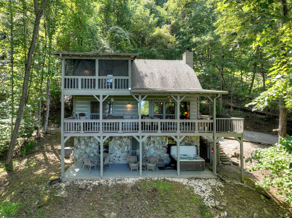 304 Ridge Circle